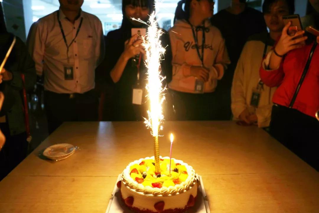 11月员工生日会|与爱同行，温暖初冬